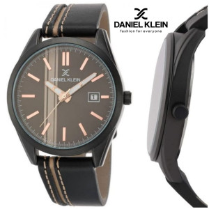 Daniel Klein S300