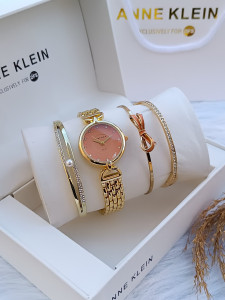 Anne Klein S903