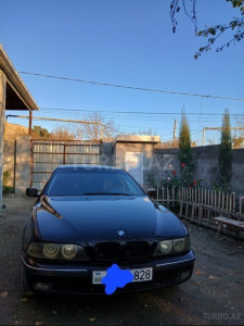 BMW 525