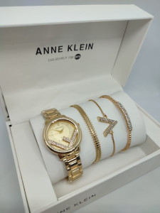 Anne Klein S183