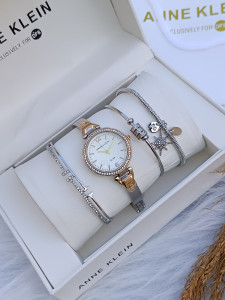 Anne Klein S886