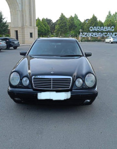 Mercedes E280