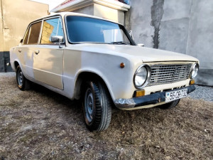 Lada Vaz 21011