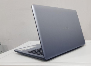 Asus K540U noutbuk