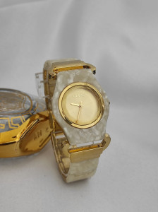 Guess N512